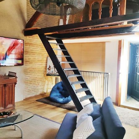 Апартаменты Chez Fanny - Le Loft - Centre Historique Cahors Cathedrale Экстерьер фото